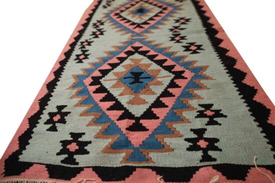 Gashgai Kilim - Image 2