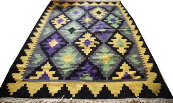 Gashgai Kilim - Image 2