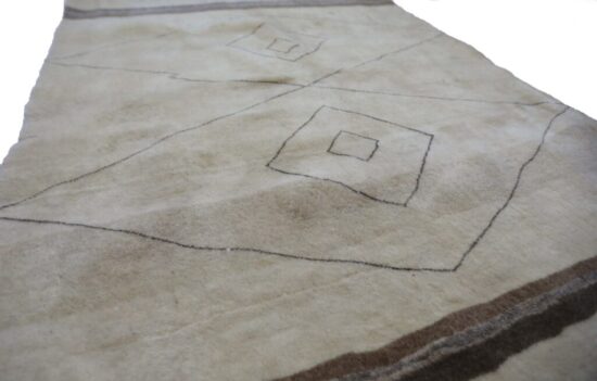 Modern Minimal Carpet - undyed - Image 7