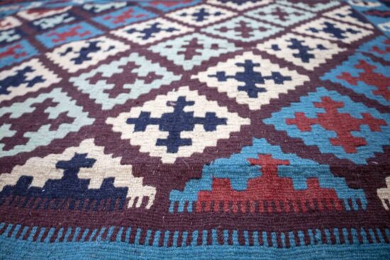 Gashgai Kilim - Image 4