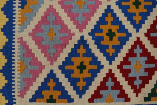Gashgai Kilim - Image 5
