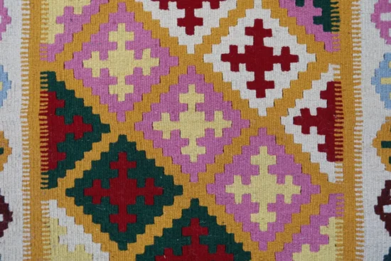 Gashgai Kilim - Image 8
