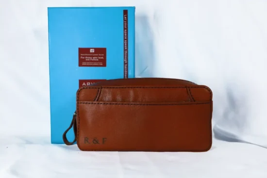Hand-stitched Leather Cosmetic Bag-Arvak - Image 8