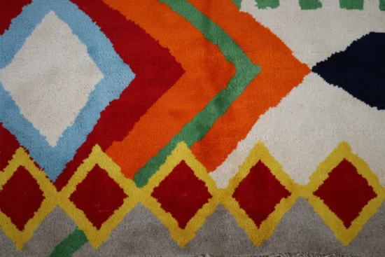Modern Rug - Image 4